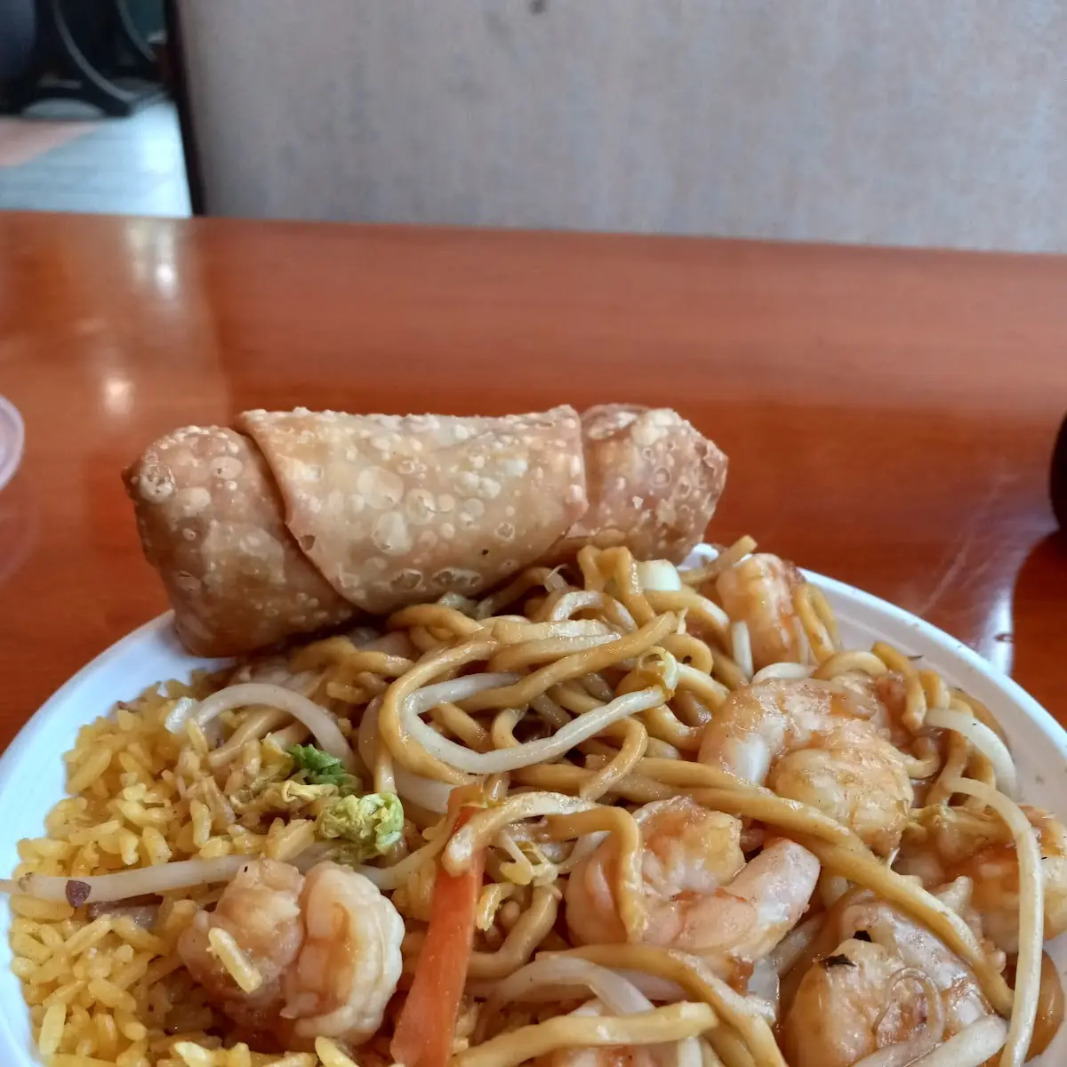 Shrimp Lomein N Egg Roll