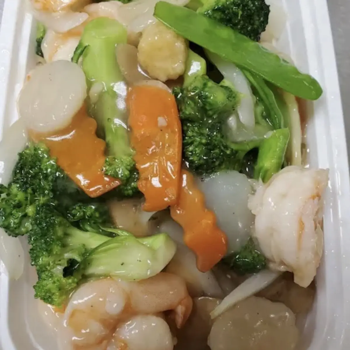 Steamed Shrimp with Mixed Veg