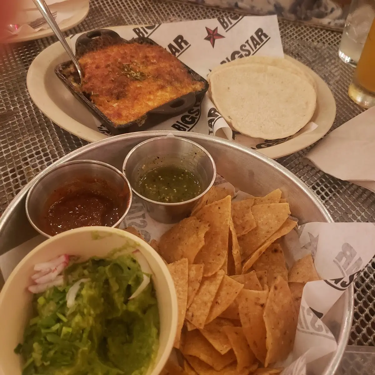 Queso Fundido Con Chorizo