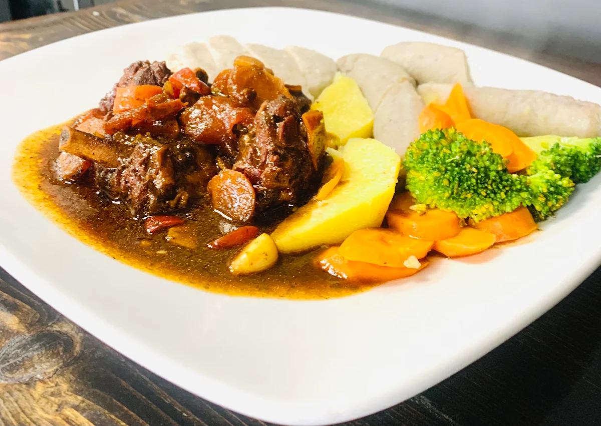 Highlights, Mealtors Jamaican Fusion Cuisine