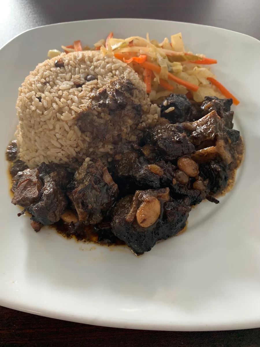 Oxtail Dinner with Rice and Peas, Mealtors Jamaican Fusion Cuisine
