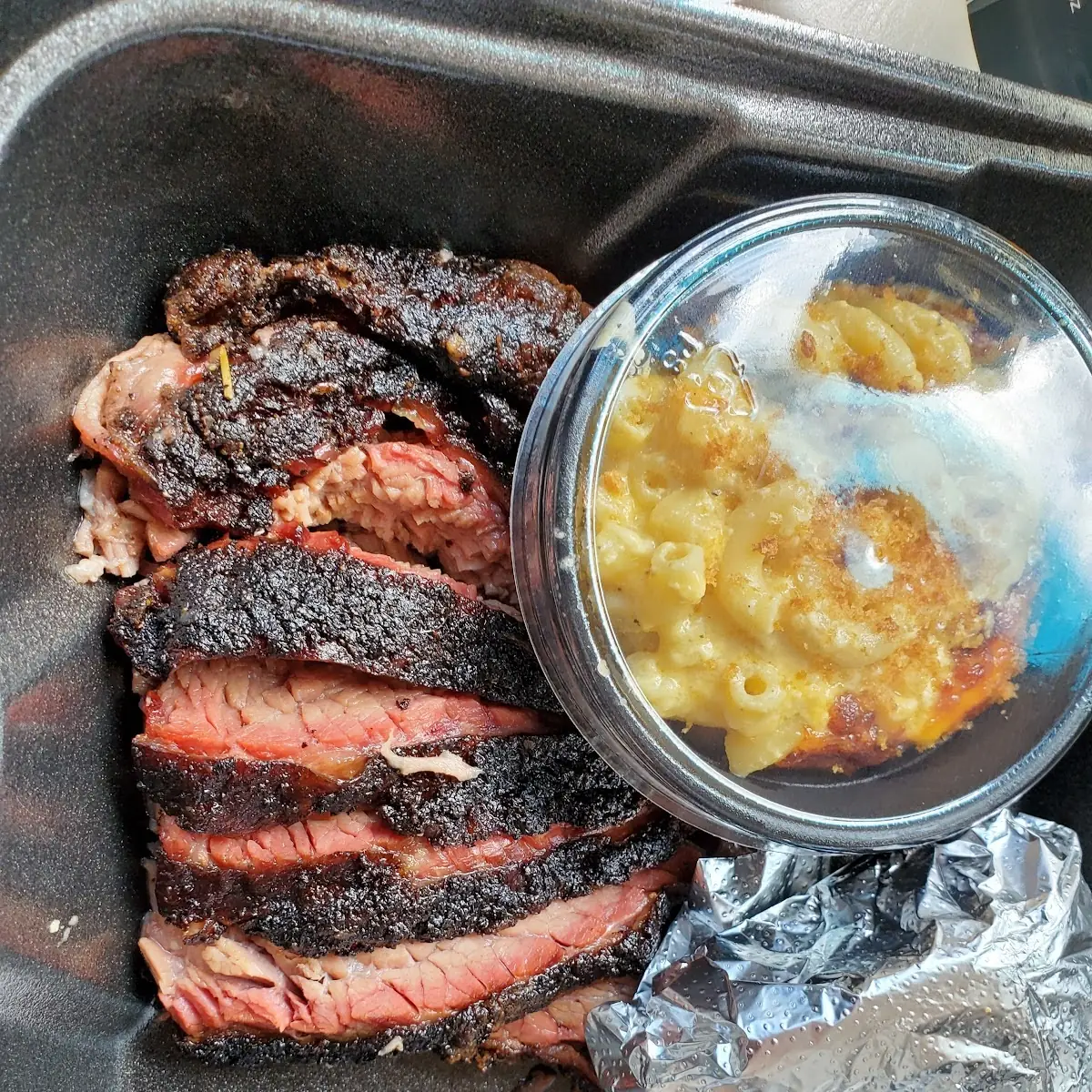 Brisket with Mac and Cheese w Cornbread