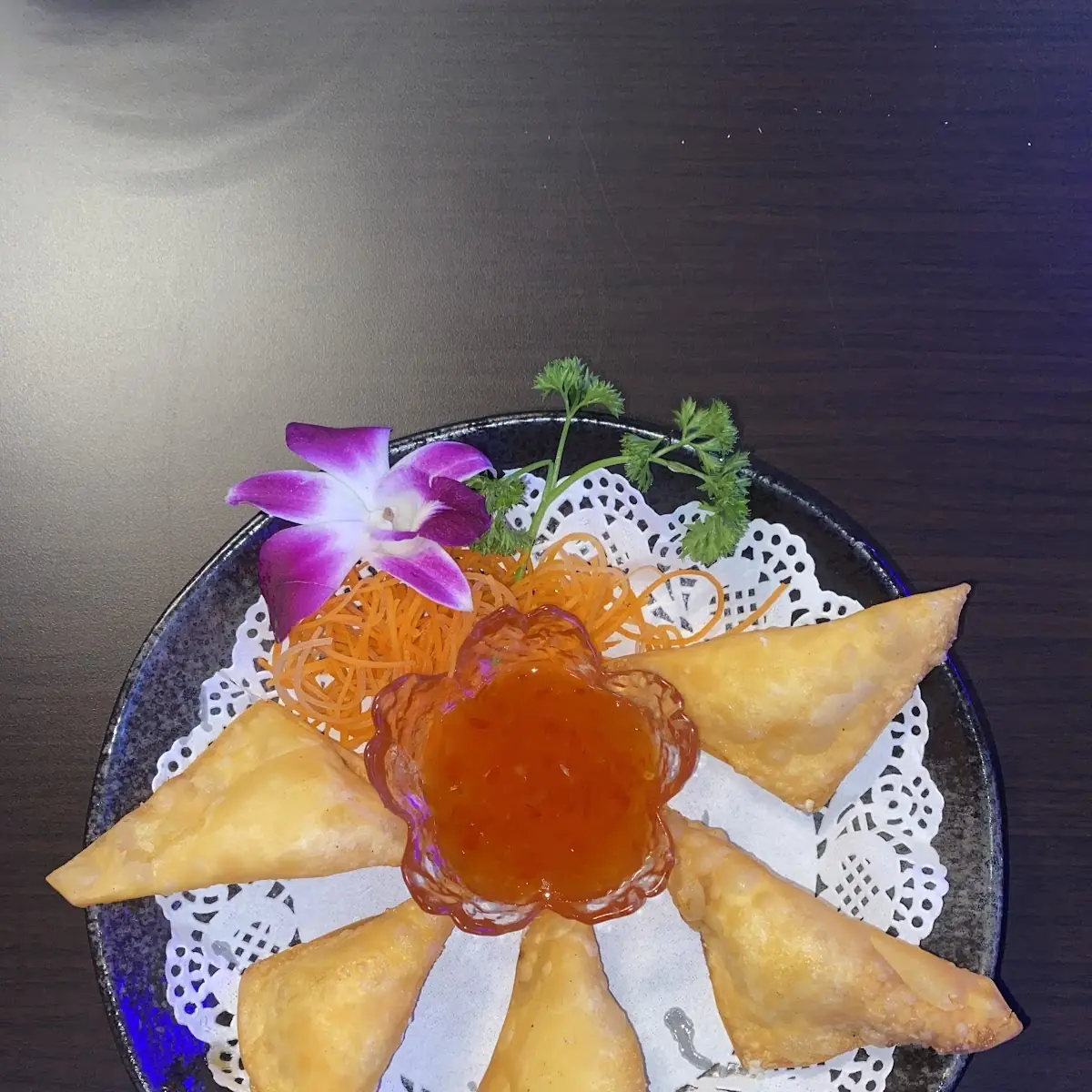 Golden Crab & Cheese Wonton