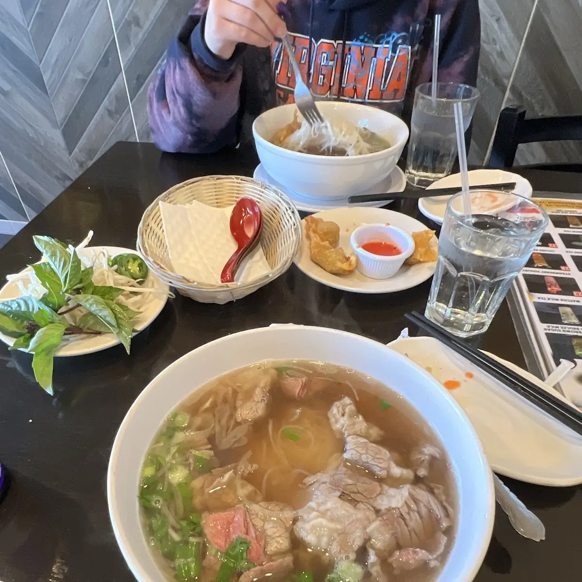 Phở Tái Bắp Bò