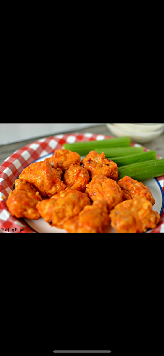 24 Chicken Wings