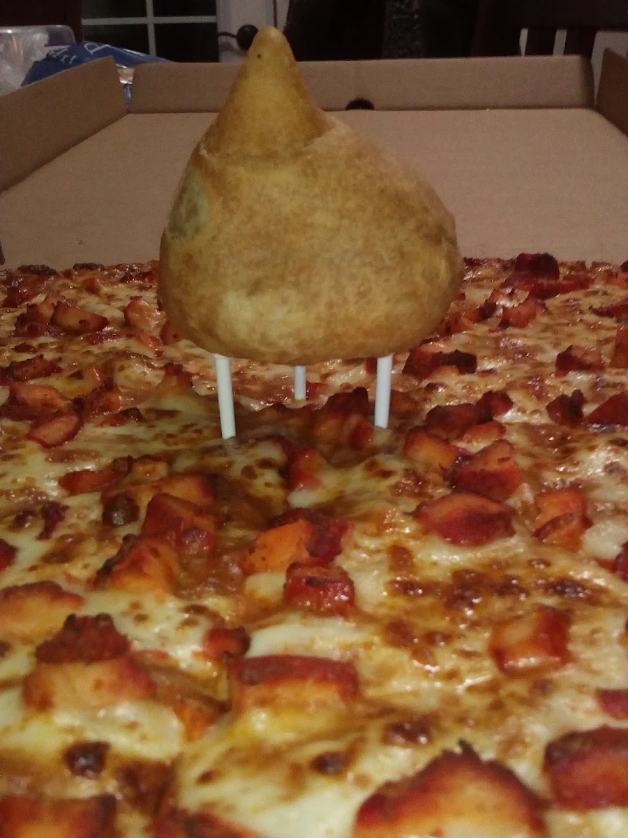 14'' Large Butter Chicken Pizza