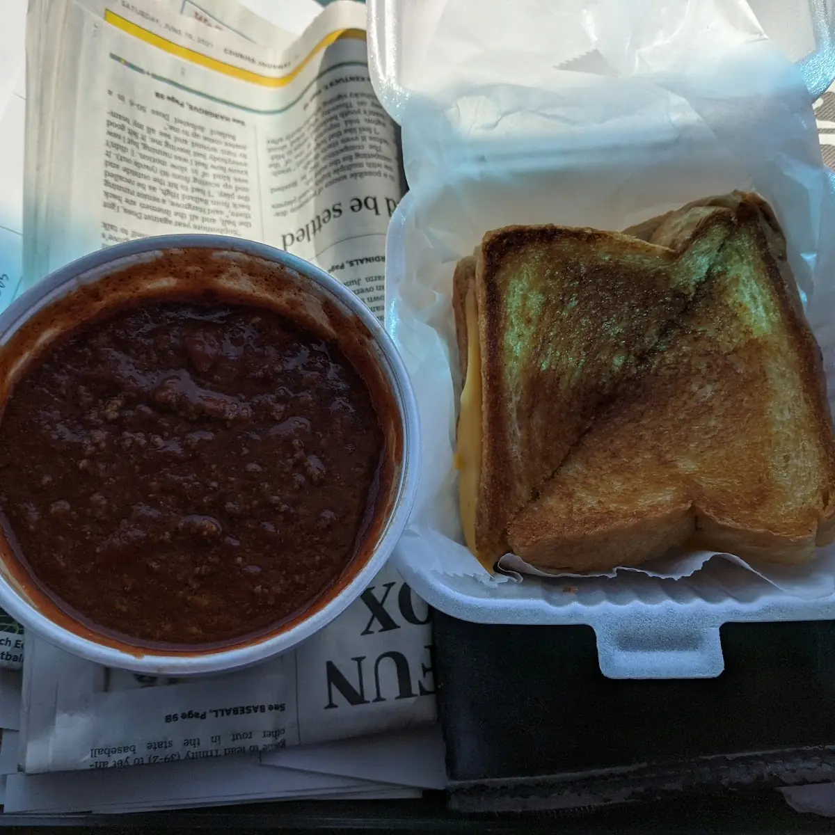 Grill Cheese and Chili