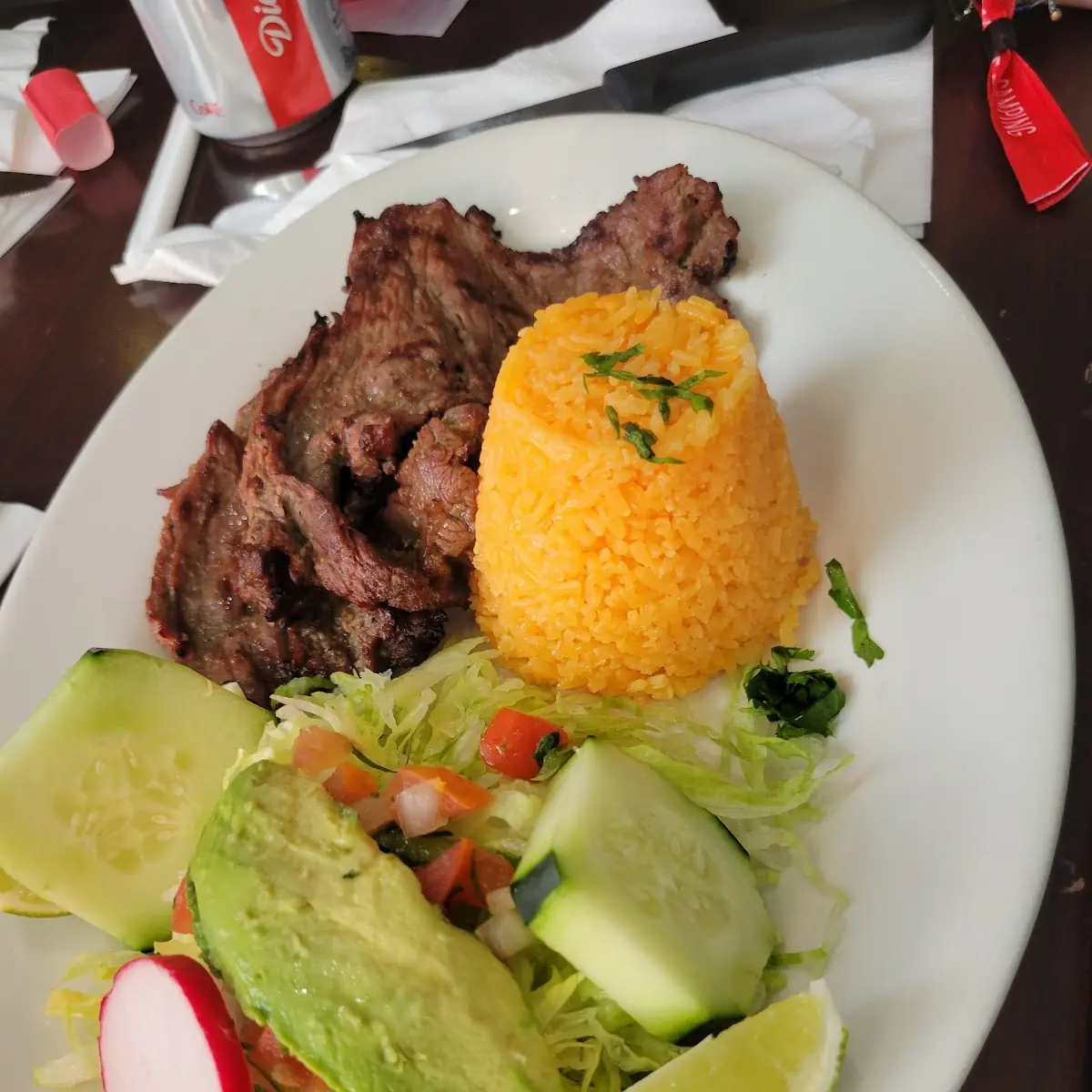 Desayuno Tipico Con Carne Asada