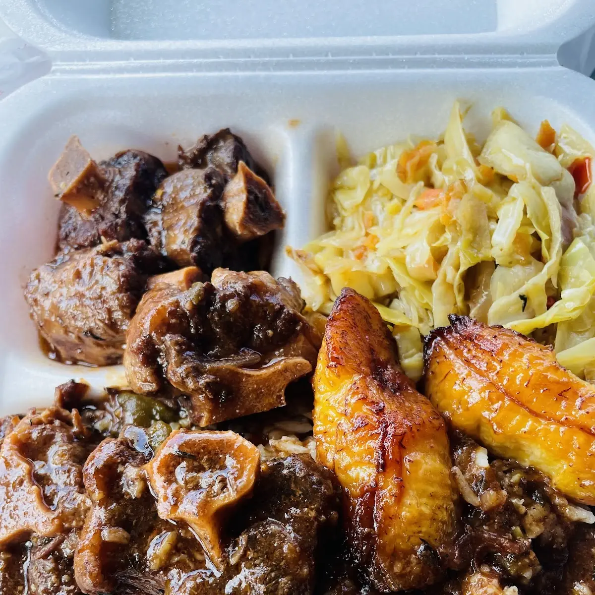 Oxtail with Rice and Peas