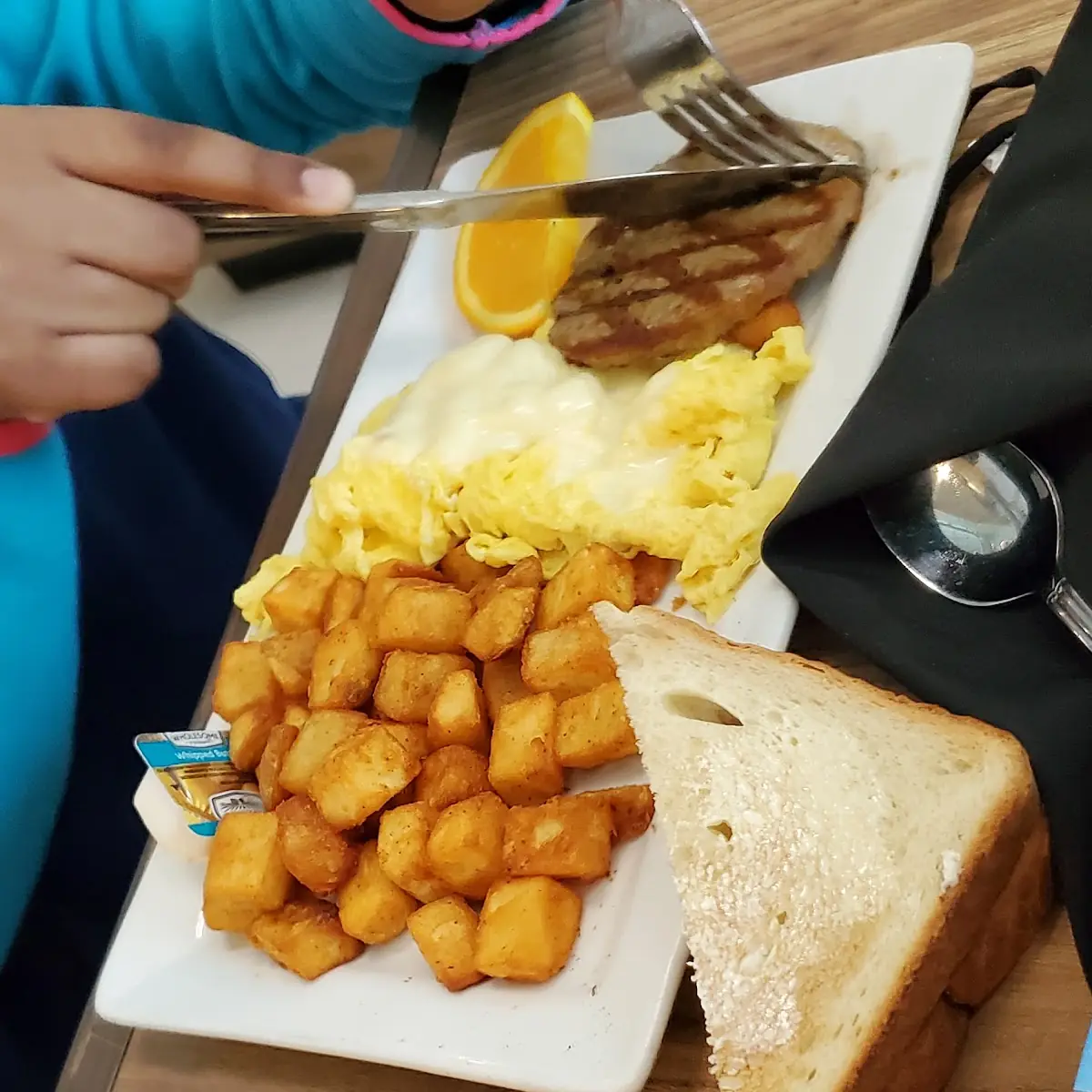 Kids Scrambled Eggs and Toast Sausage