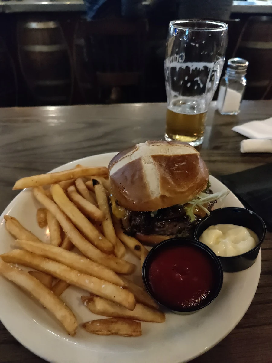 B Ave Burger