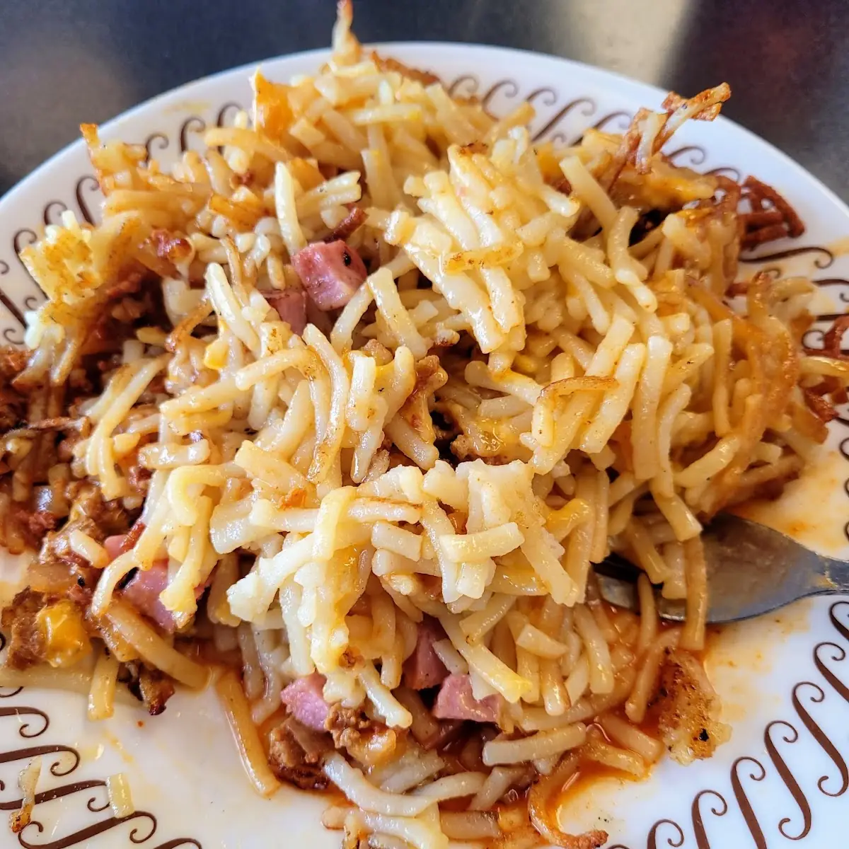 Hashbrowns with Chili Cheese and Ham