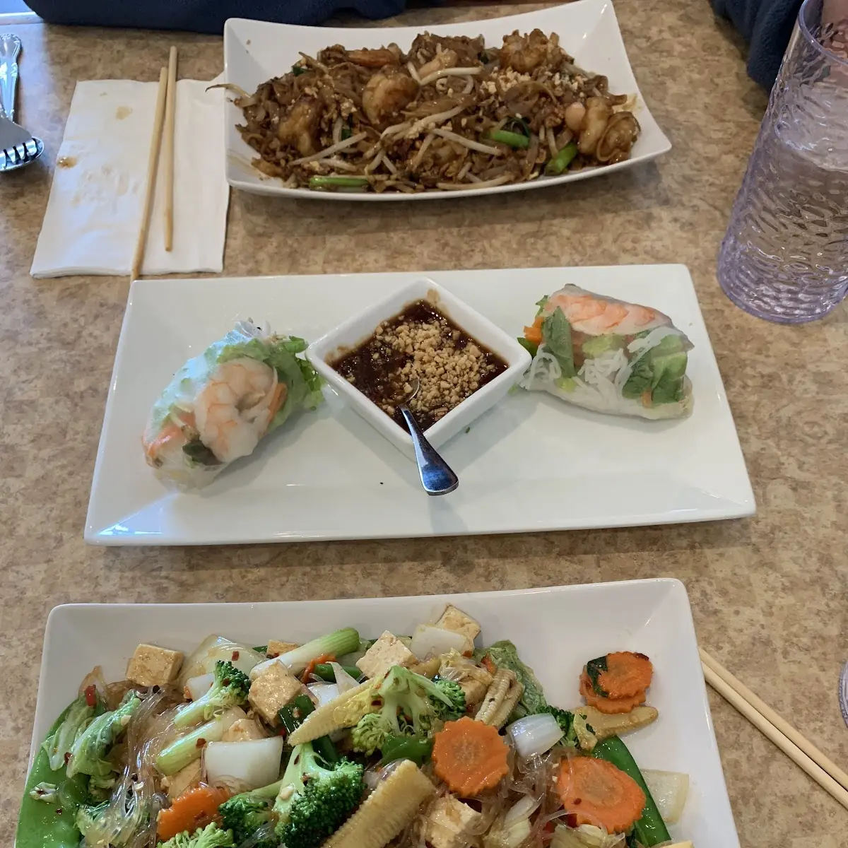 Oy's Famous Egg Roll Salad