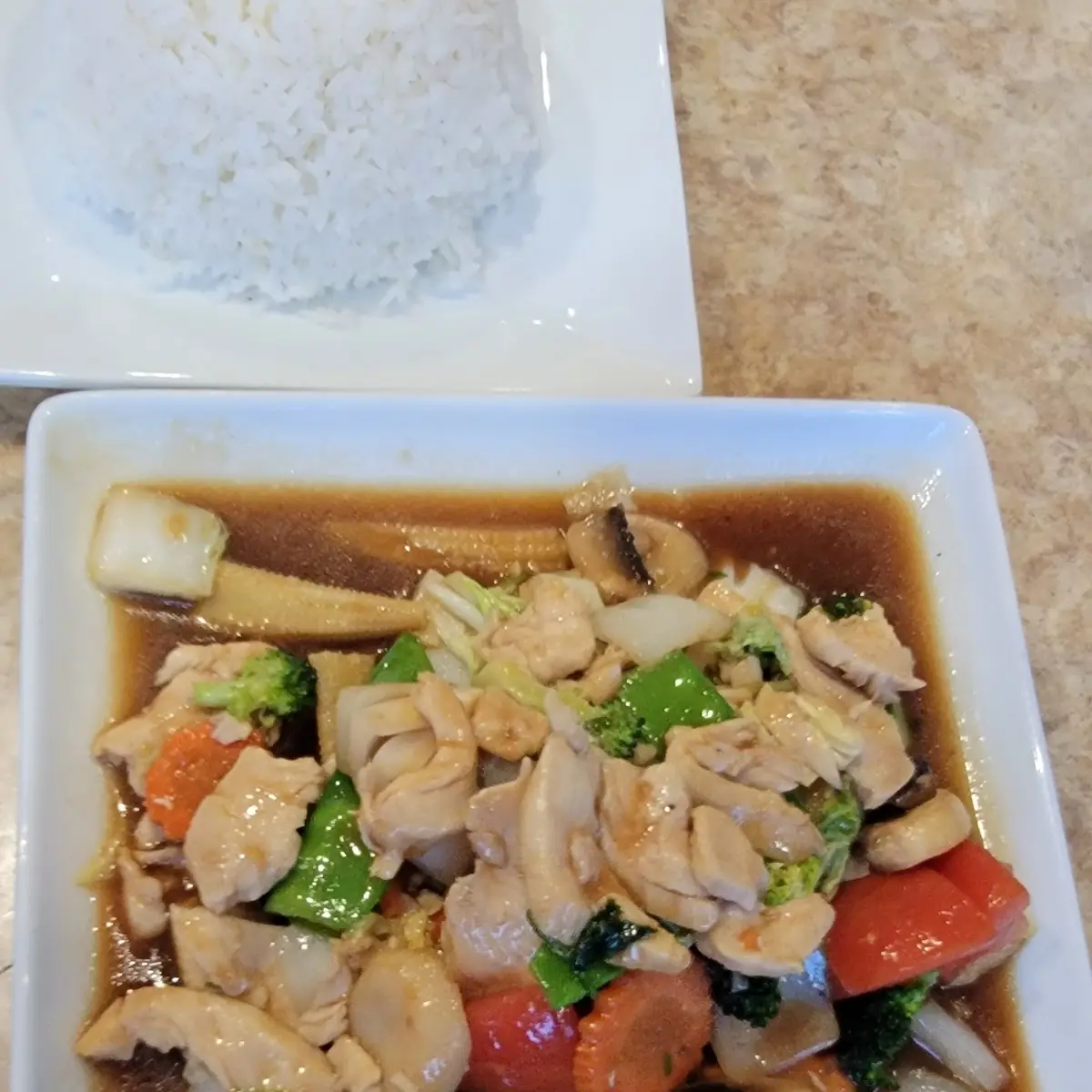Stir-Fried Vegetables with Chicken