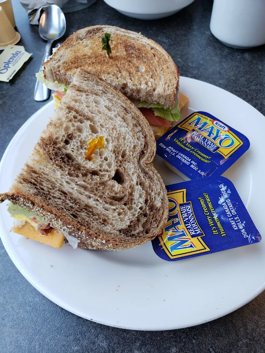 blt on Rye Bread, Ralph & Sons