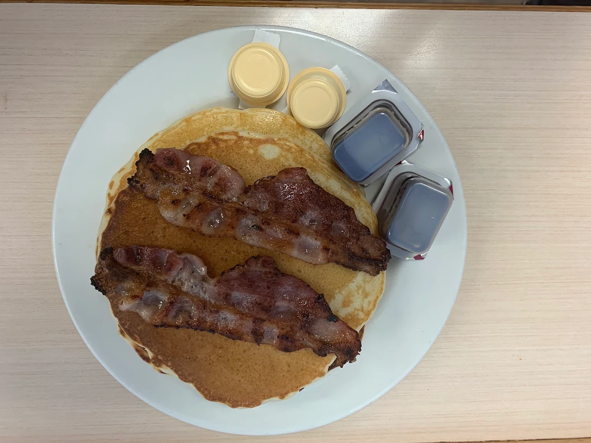 Smoked Meat Omelette, Ralph & Sons