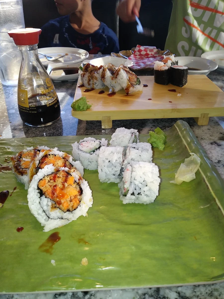 Crunchy Tempura Roll, Soo Sushi Pincher Creek