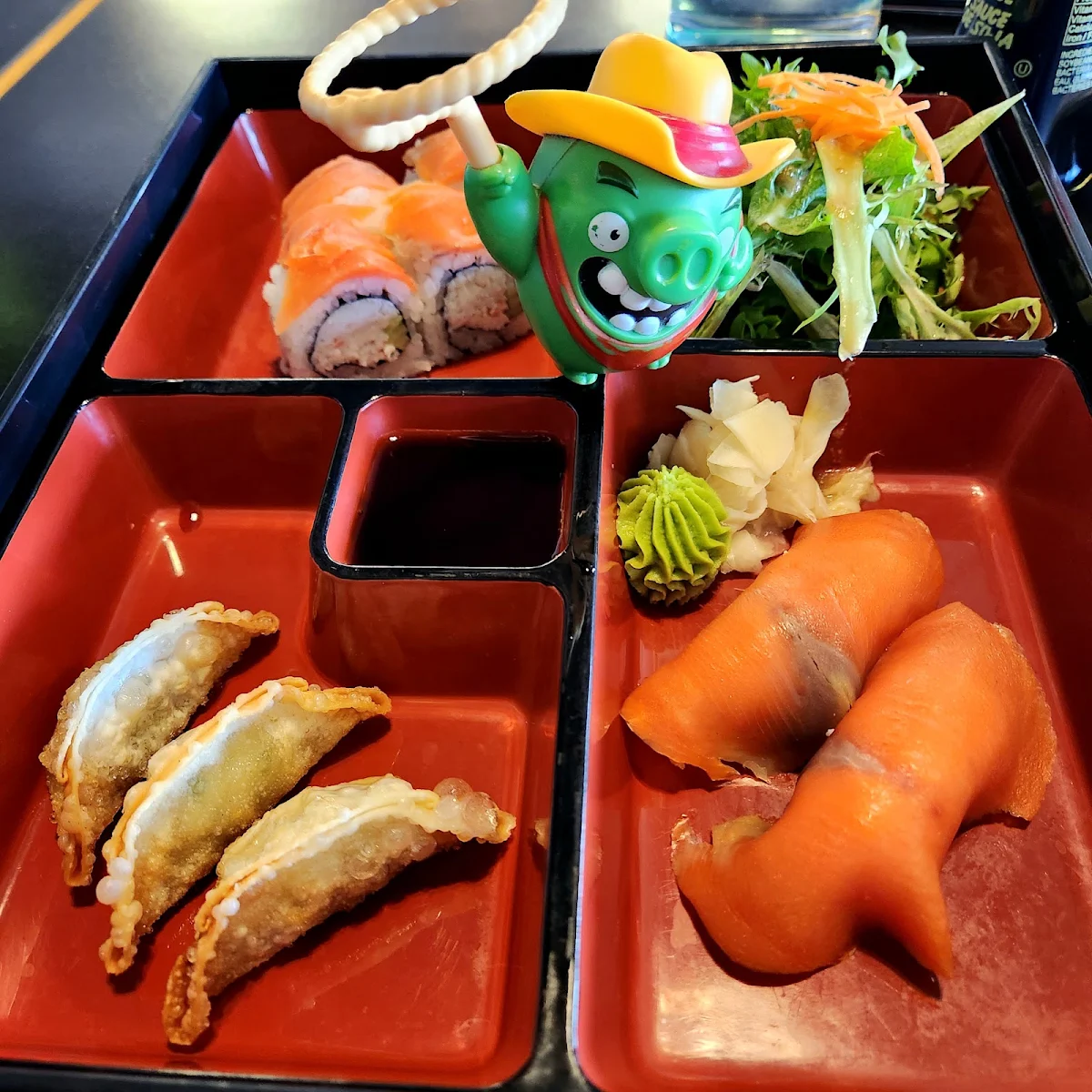 Smoked Salmon, Soo Sushi Pincher Creek