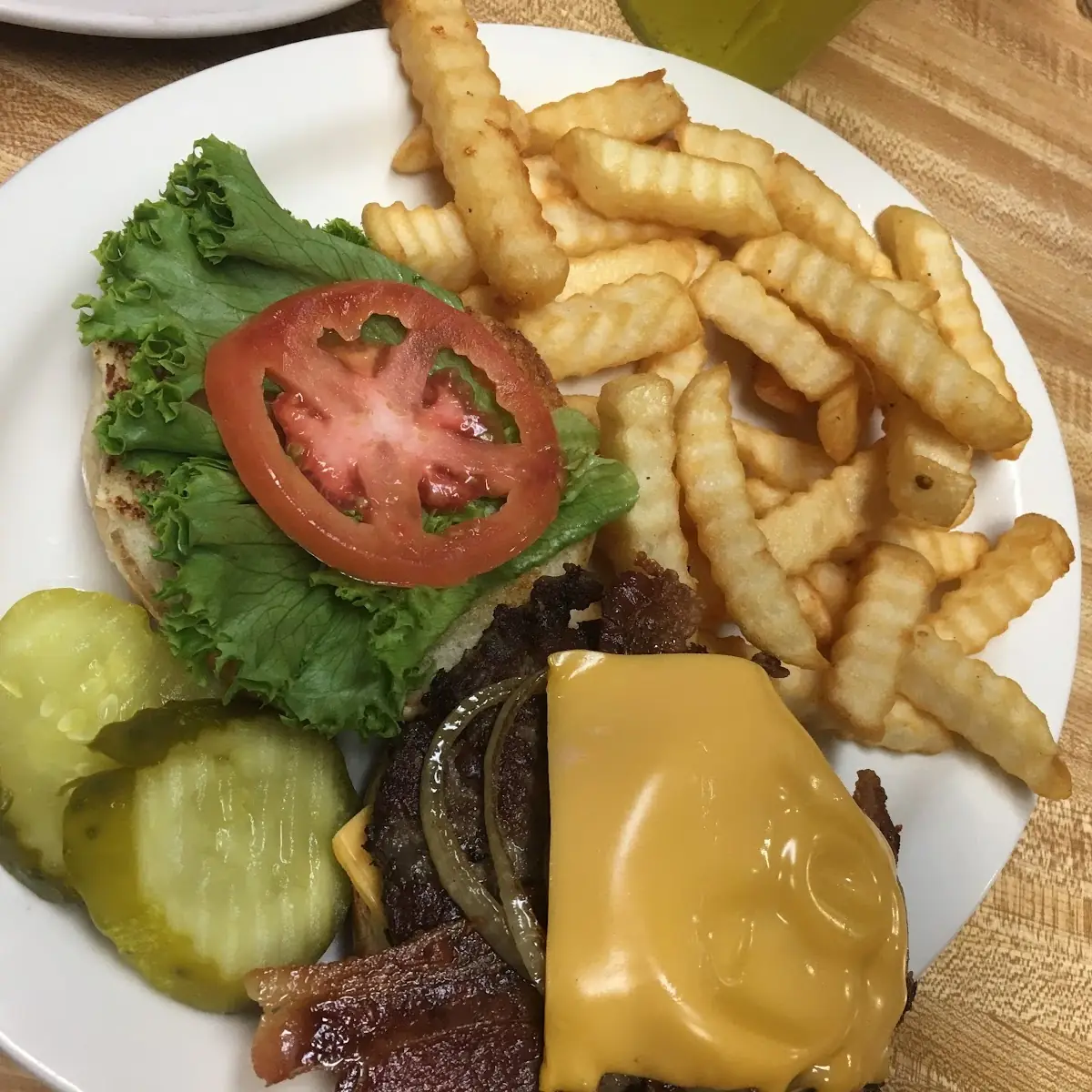 Kids Grilled Cheese w Fries