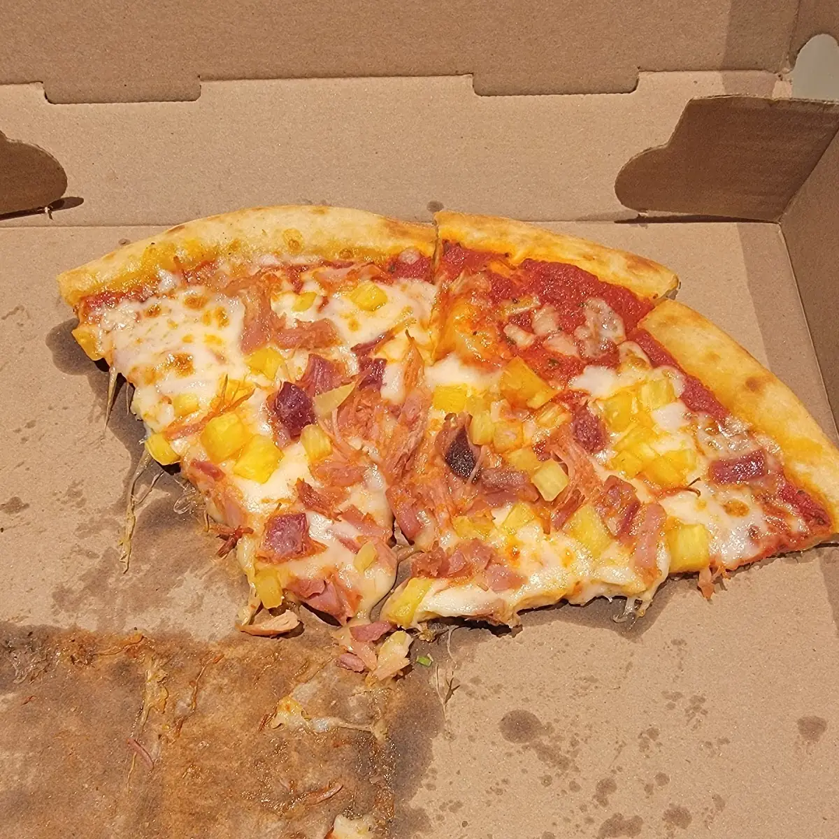Hawaiian Pizza