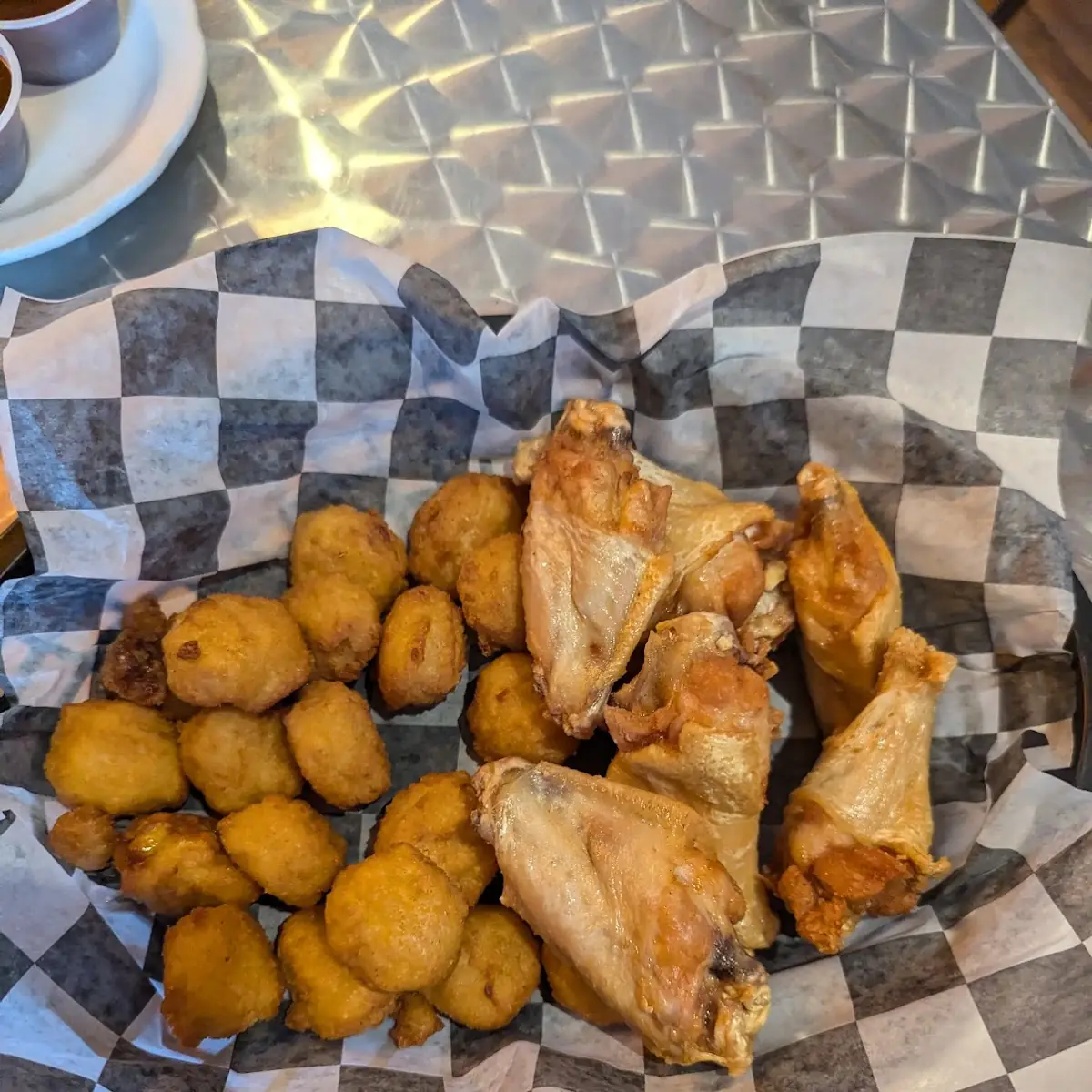 Bone in Wings Combo Corn Nuggets
