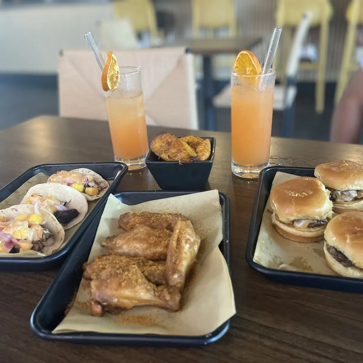 Palm's Smash Burger Sliders