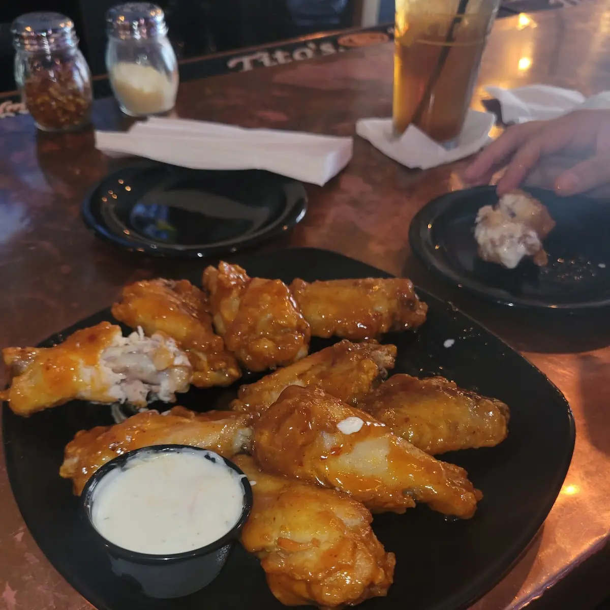8 Traditional Wings