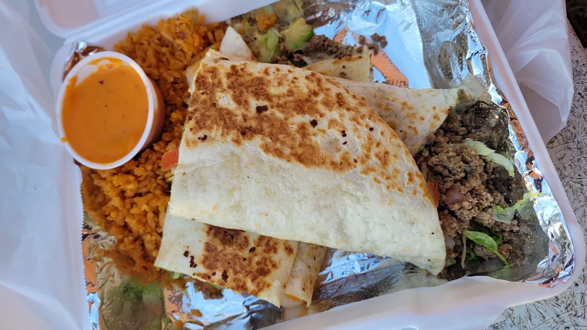 Burrito, Maria Razo Cuisine Mexicaine