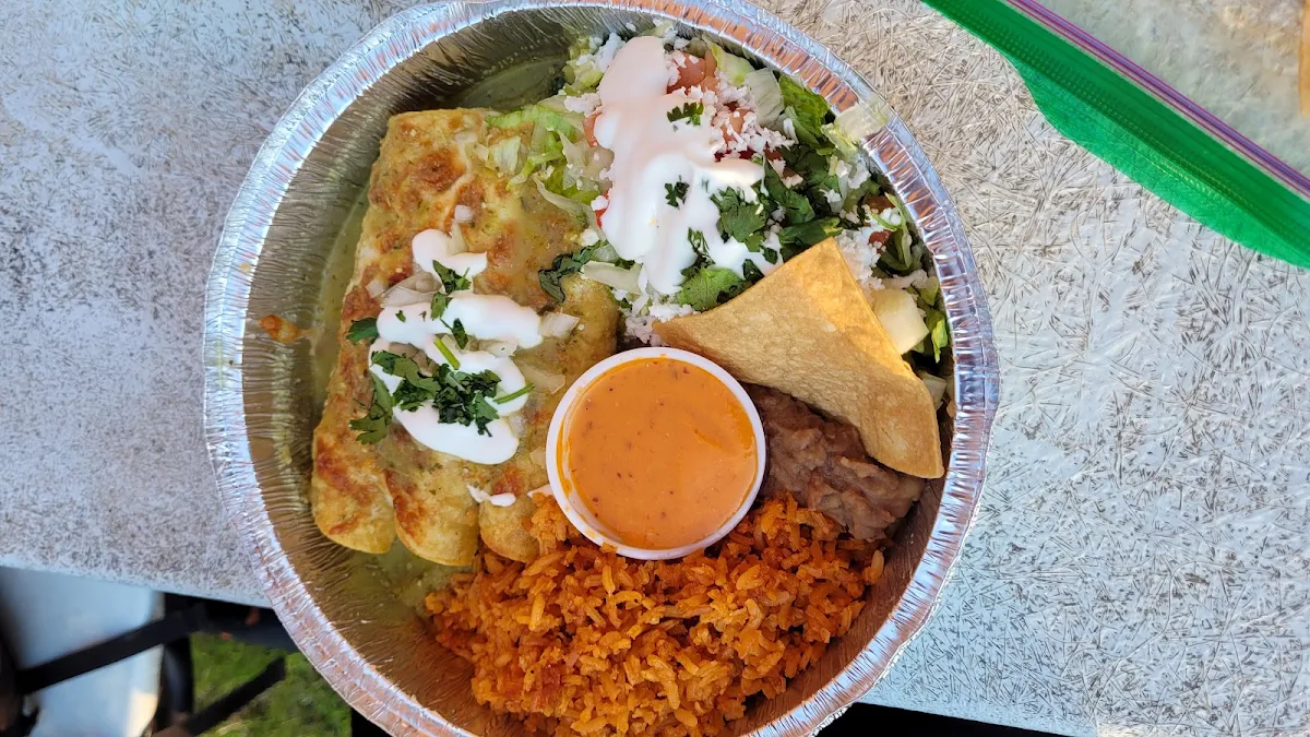 Enchiladad Verde Au Poulet, Maria Razo Cuisine Mexicaine