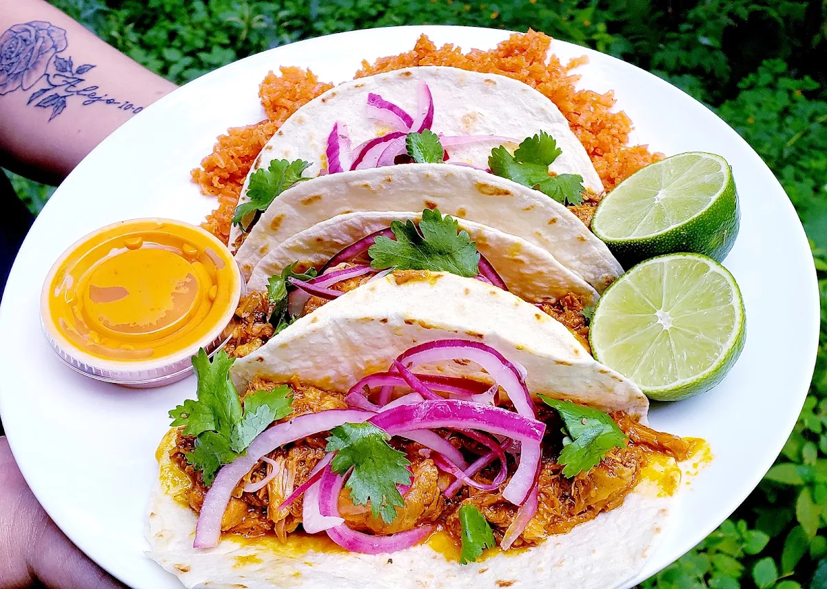 Tacos Cochinita Pibil, Maria Razo Cuisine Mexicaine