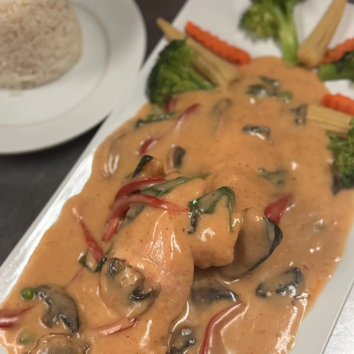 Salmon Panang