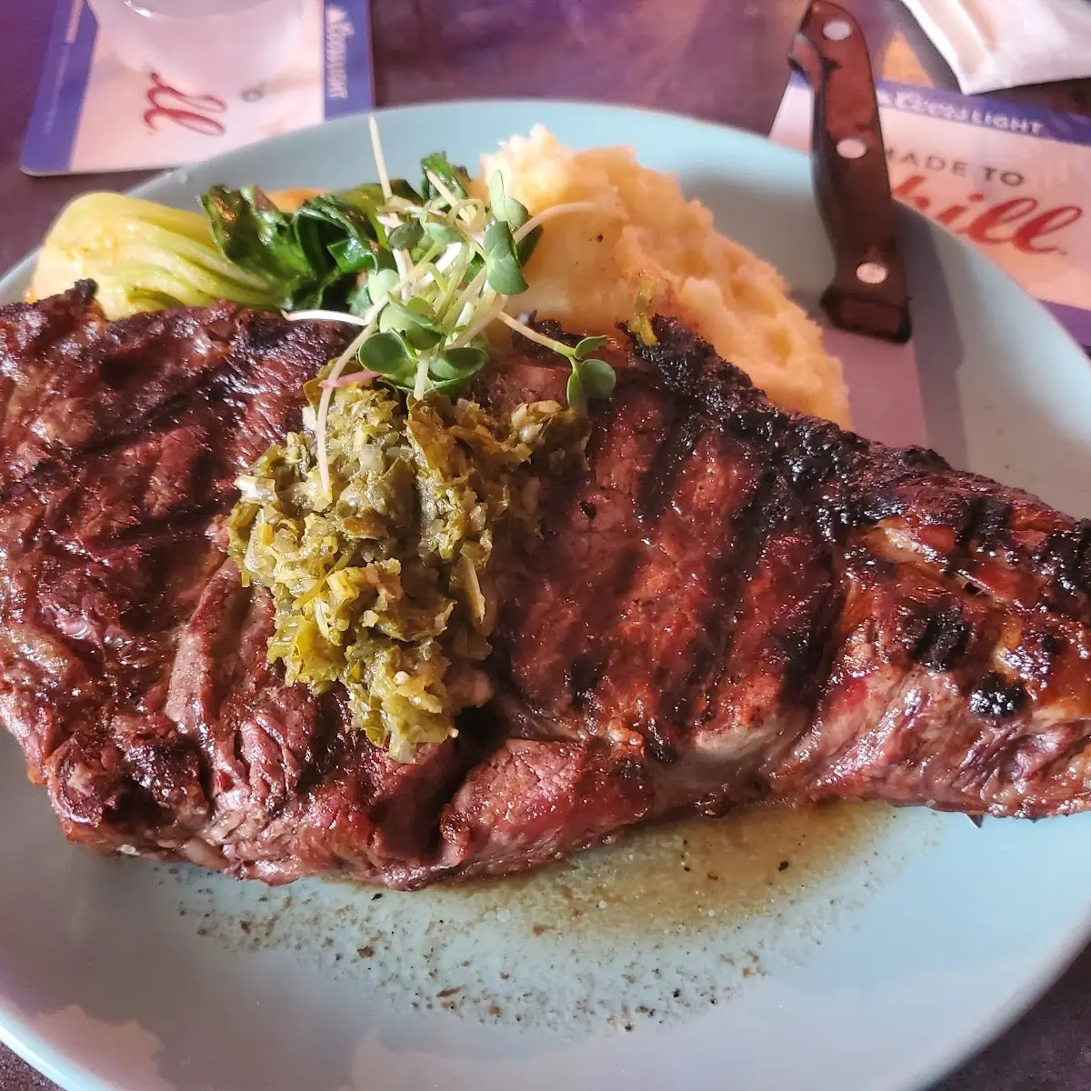Ribeye Steak w Garlic Cheddar Mashed Potatoes