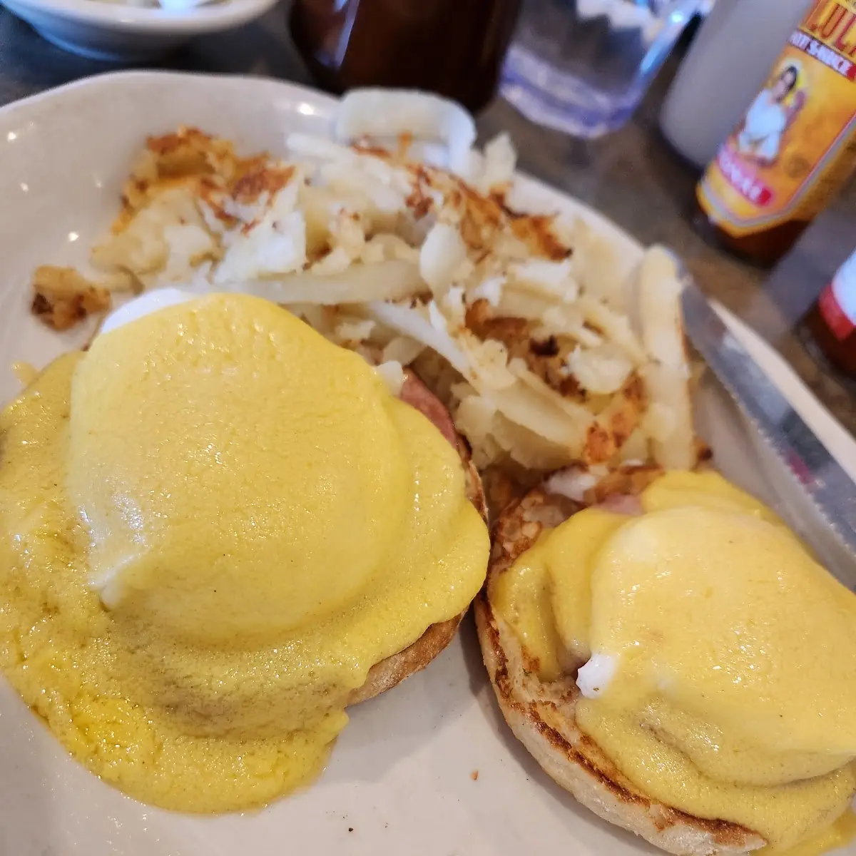 Eggs Benedict