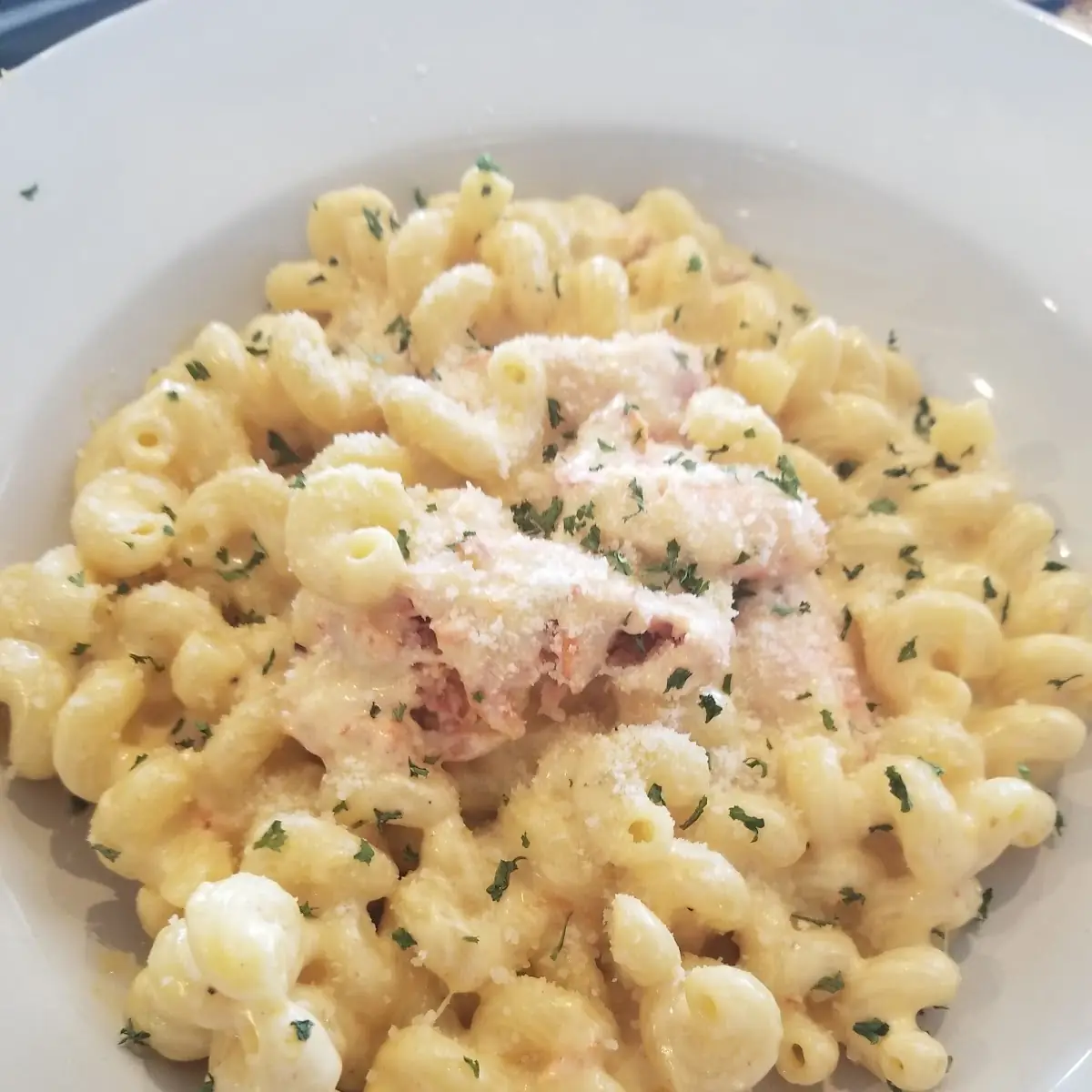Lobster Mac N Cheese