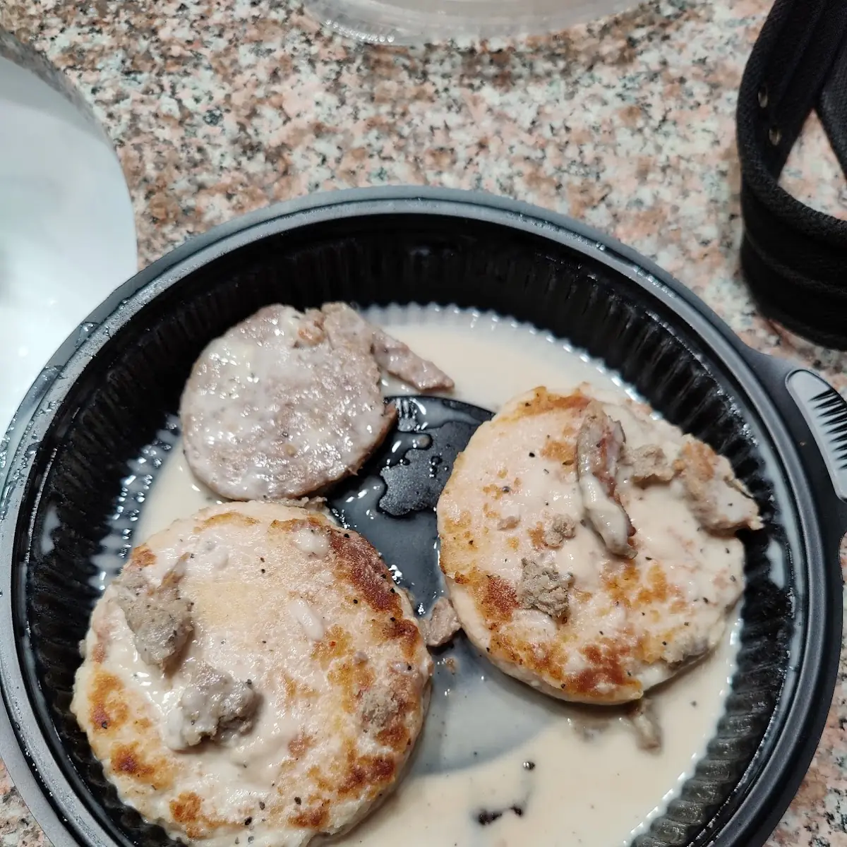 Grilled Biscuit & Gravy