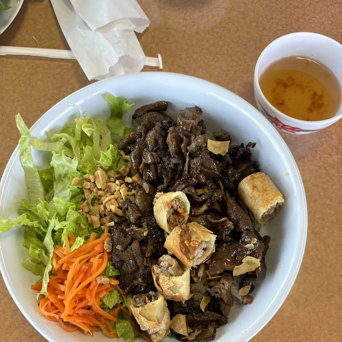 Vermicelli with Grilled Pork and Egg Roll