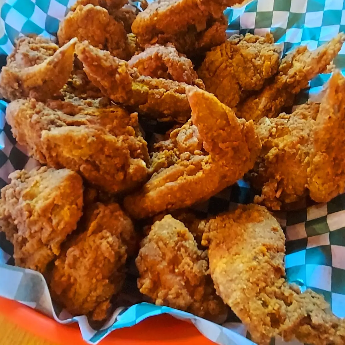 10 Wings 2 Reg Side 2 Biscuit