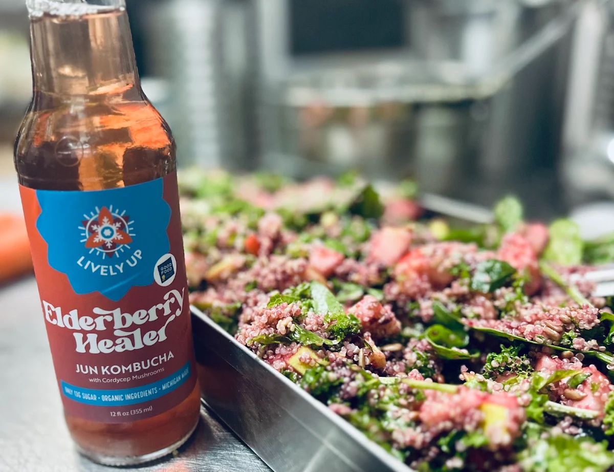 Lively Up Kombucha Salad