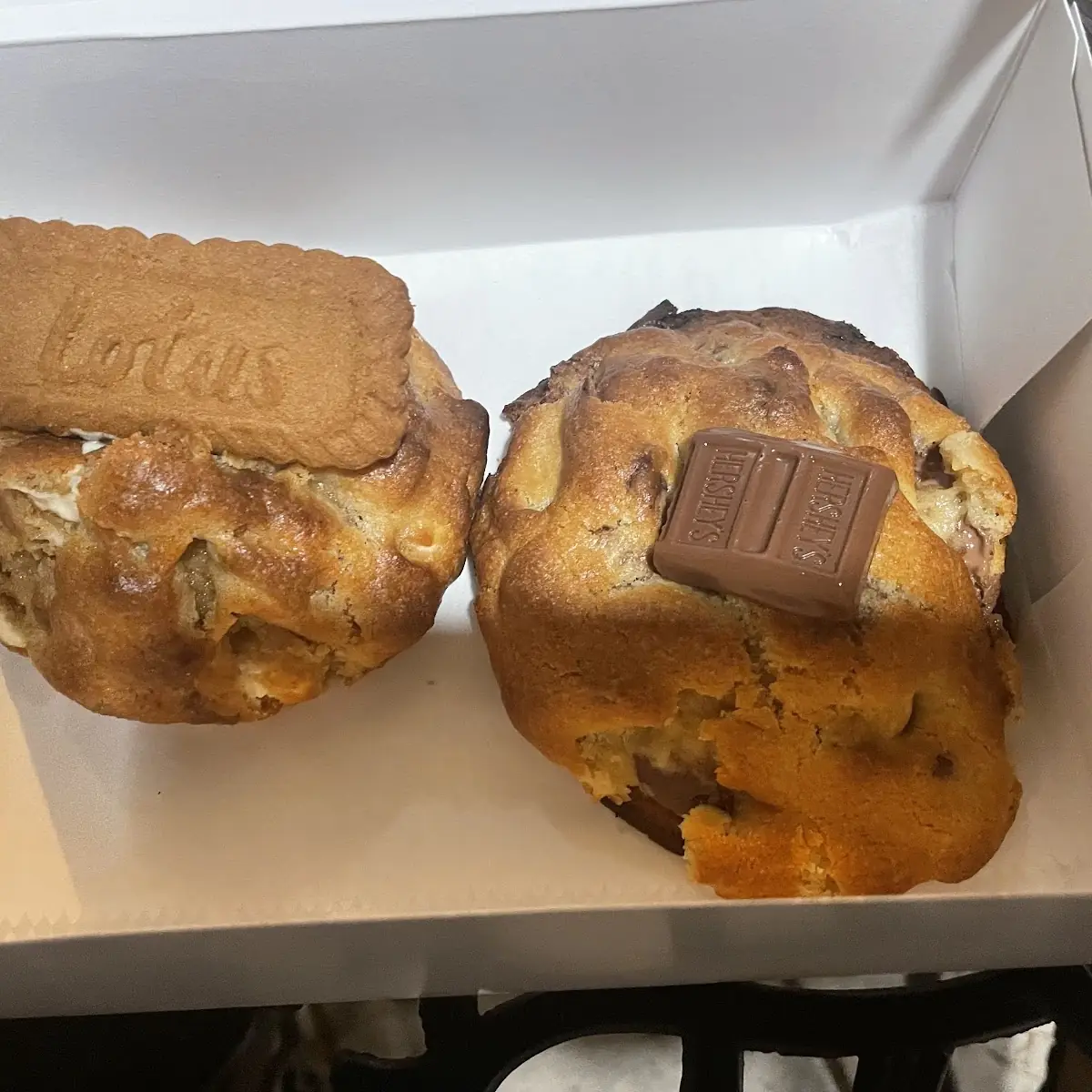Chocolate Chip Cookie