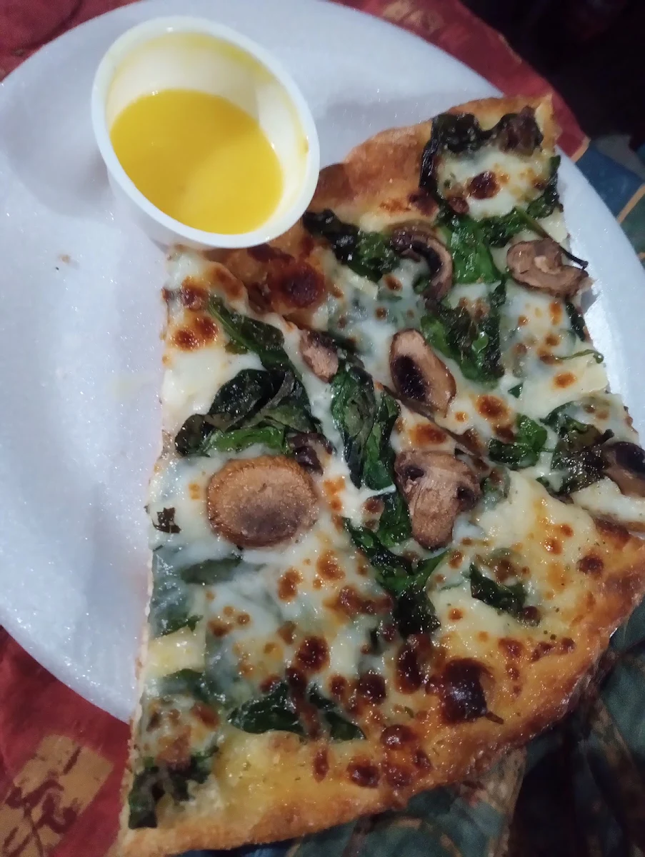 Spinach and Mushroom Pizza