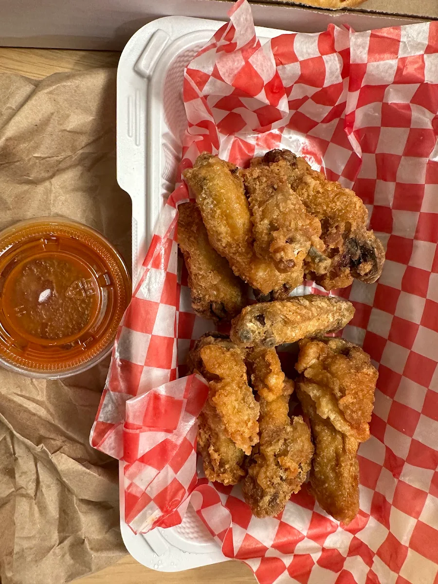 Classic Wings, Bellagio Pizza