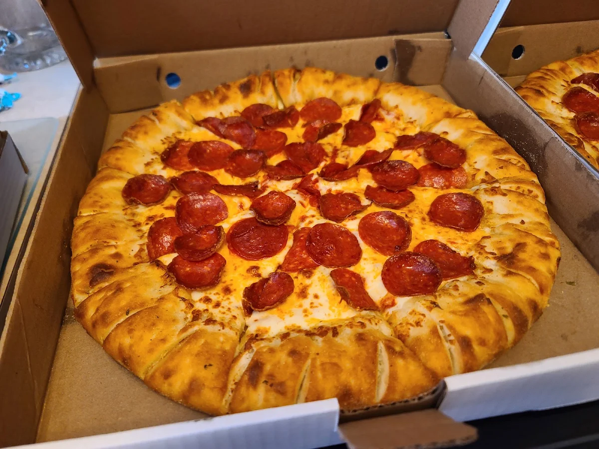 Large Stuffed Crust Pepperoni Pizza, Bellagio Pizza