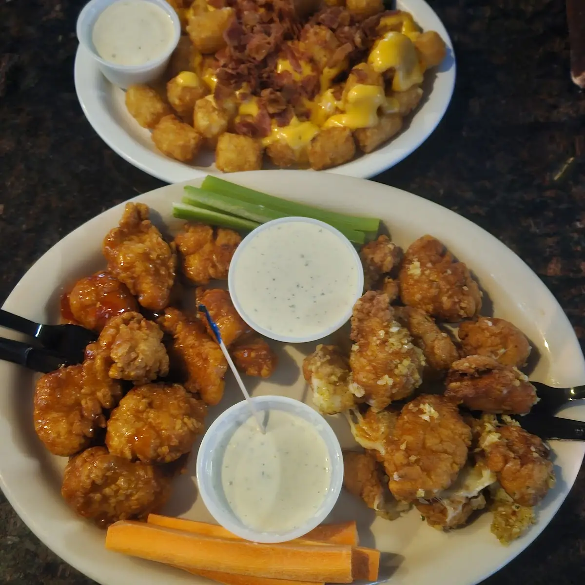 Boneless Wings & a Side