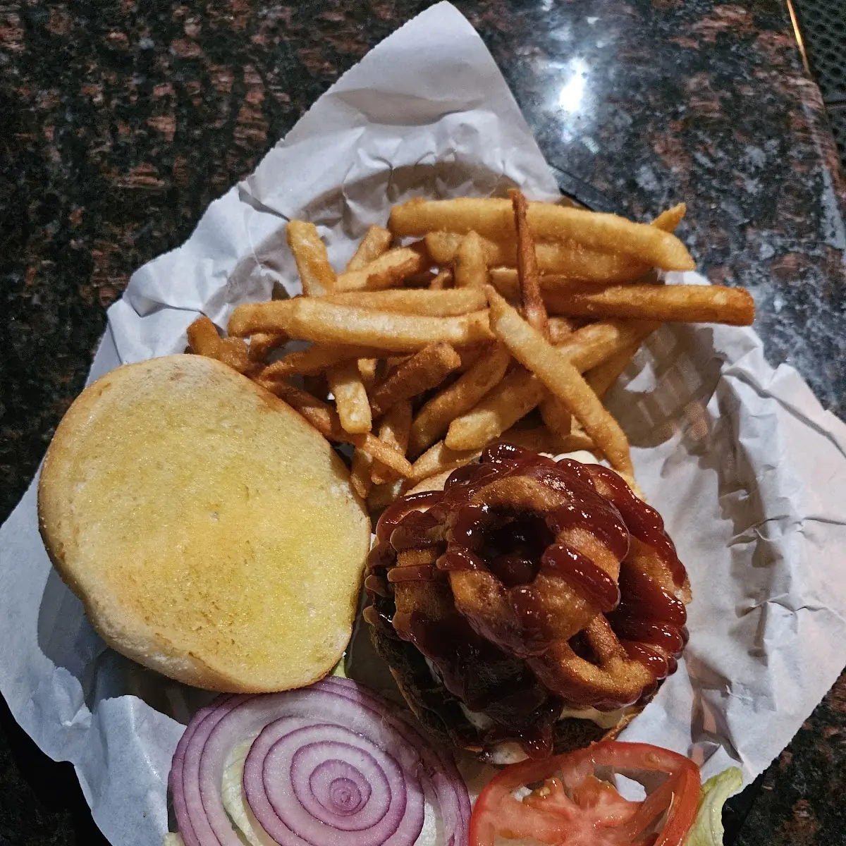 Western Bacon Cheeseburger w Fries