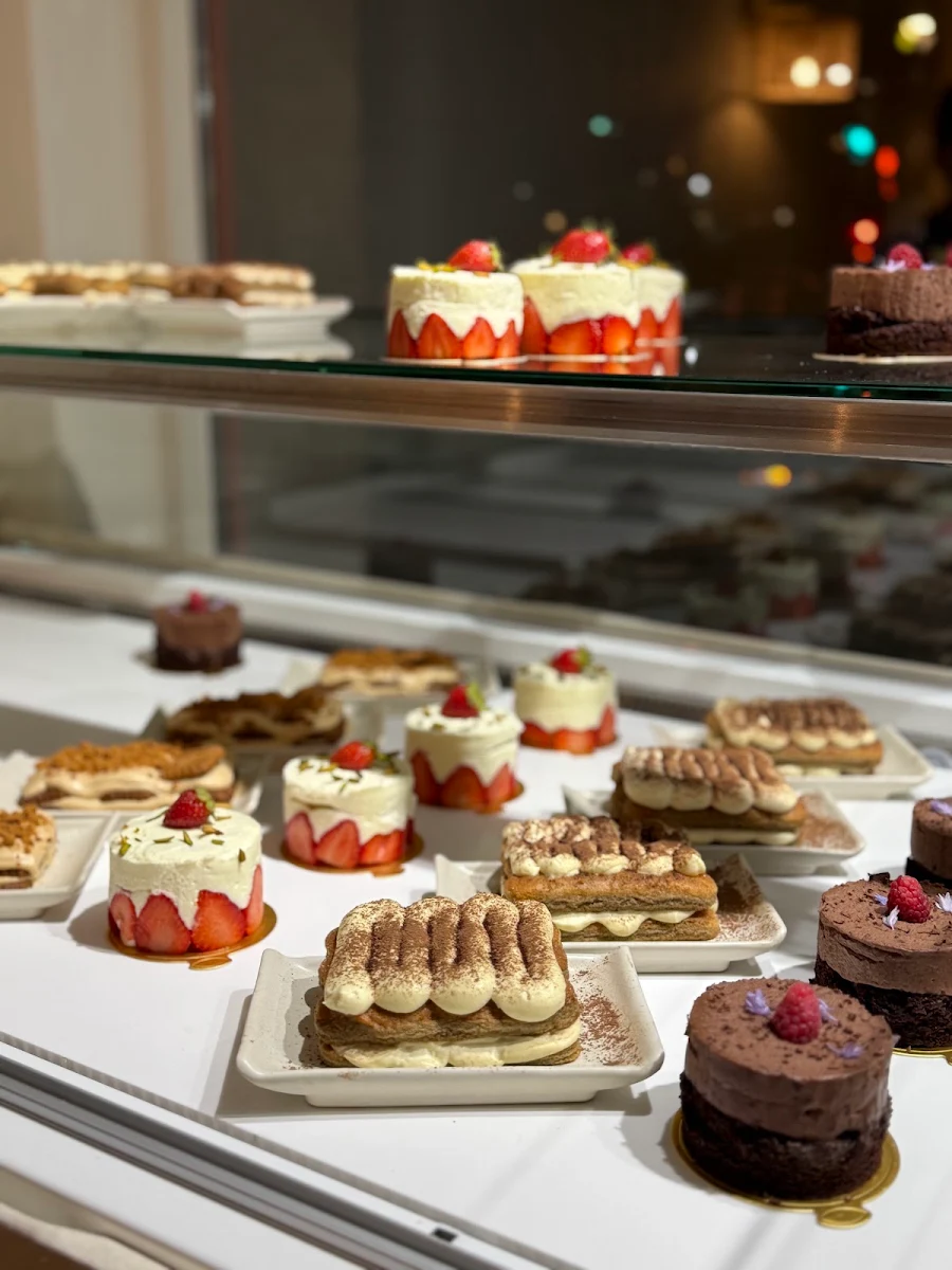 Highlights, Velora Café Pâtisserie