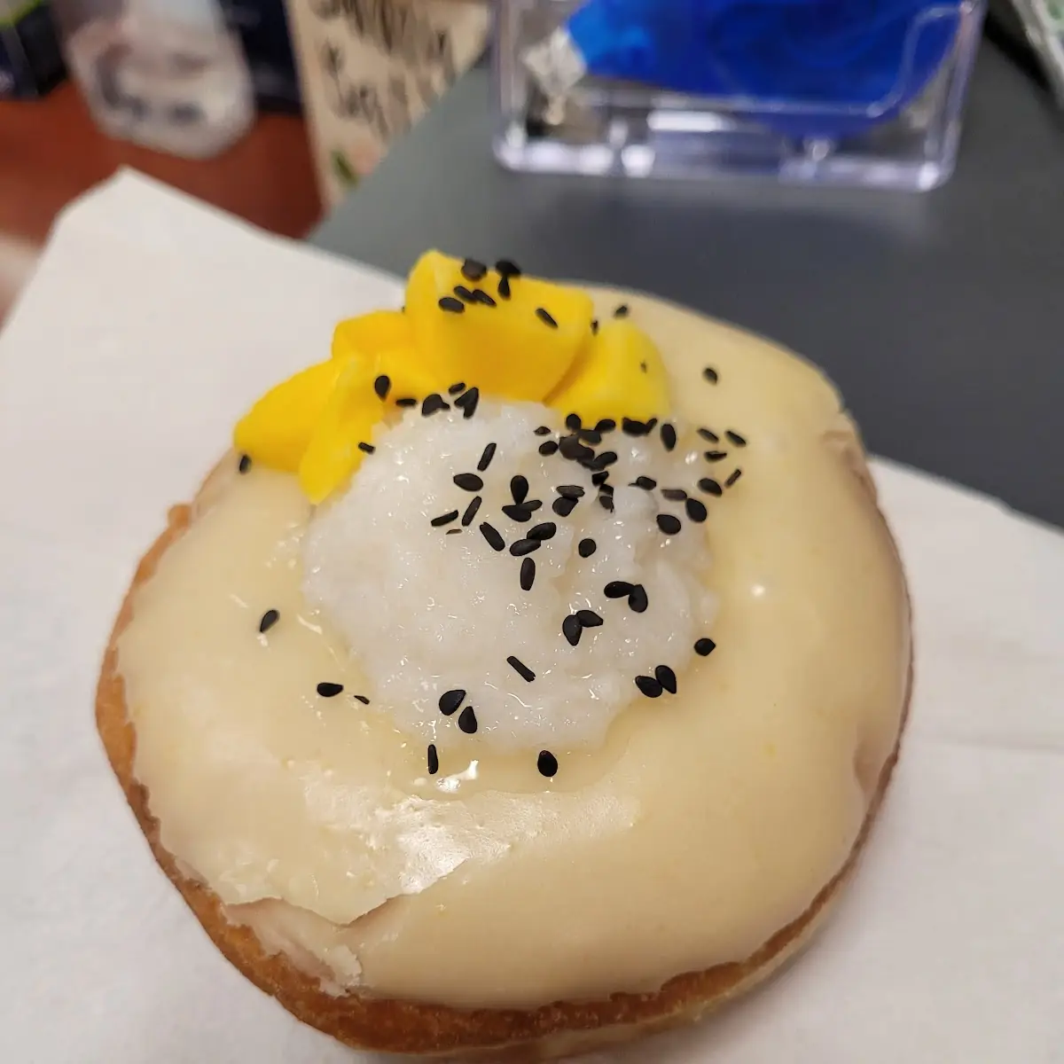 Mango Sticky Rice Donut