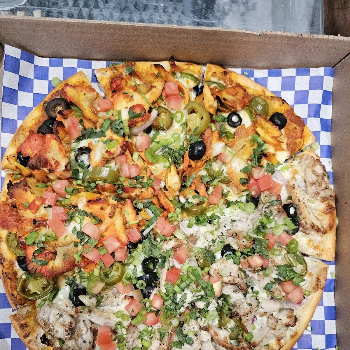 Chicken Tandoori Pizza