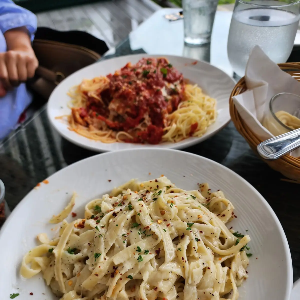 Fettuccine Alfredo