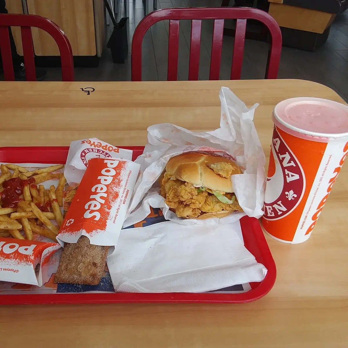 Jazz Chicken Sandwich Combo with Extra Apple Pies
