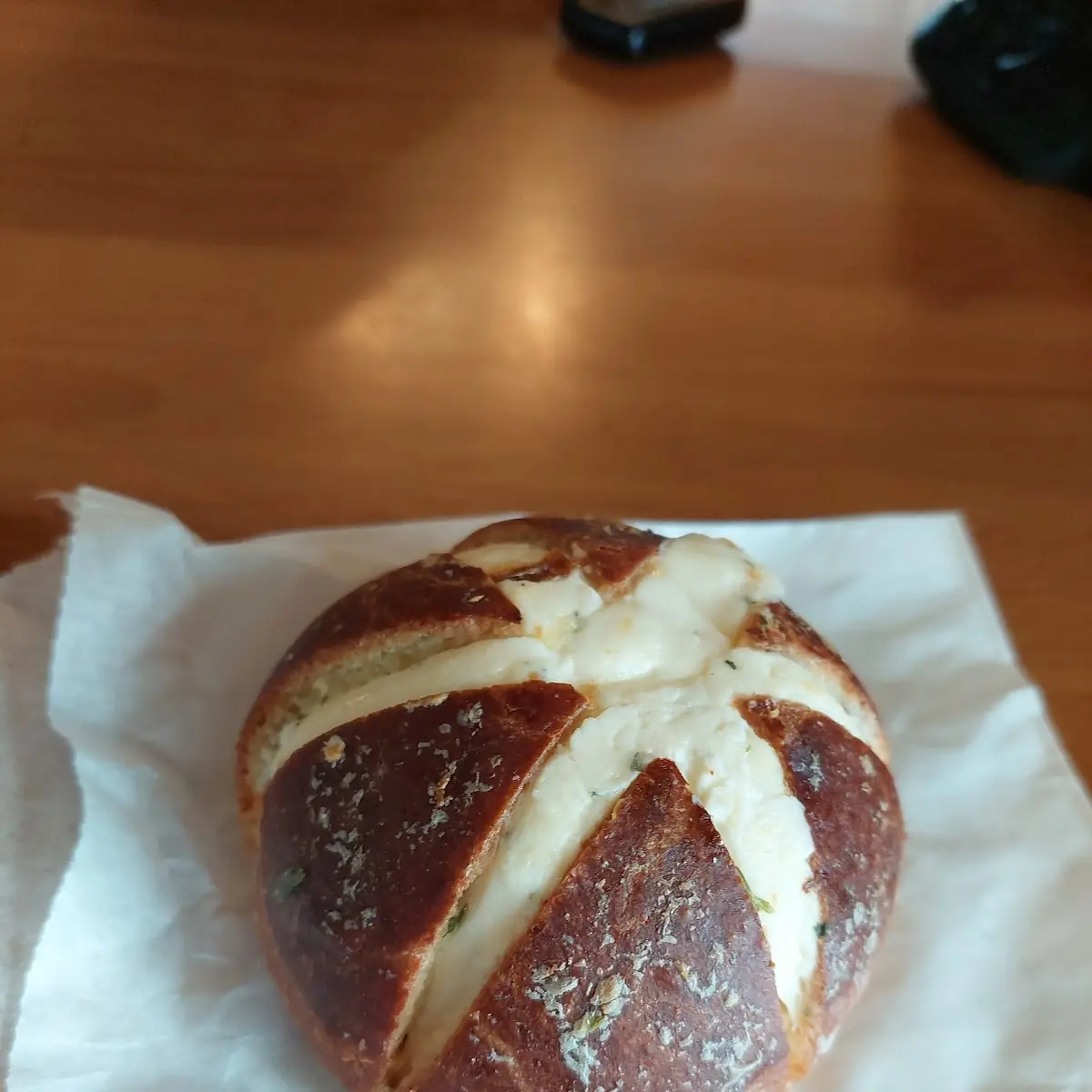 Cream Cheese Garlic Bread